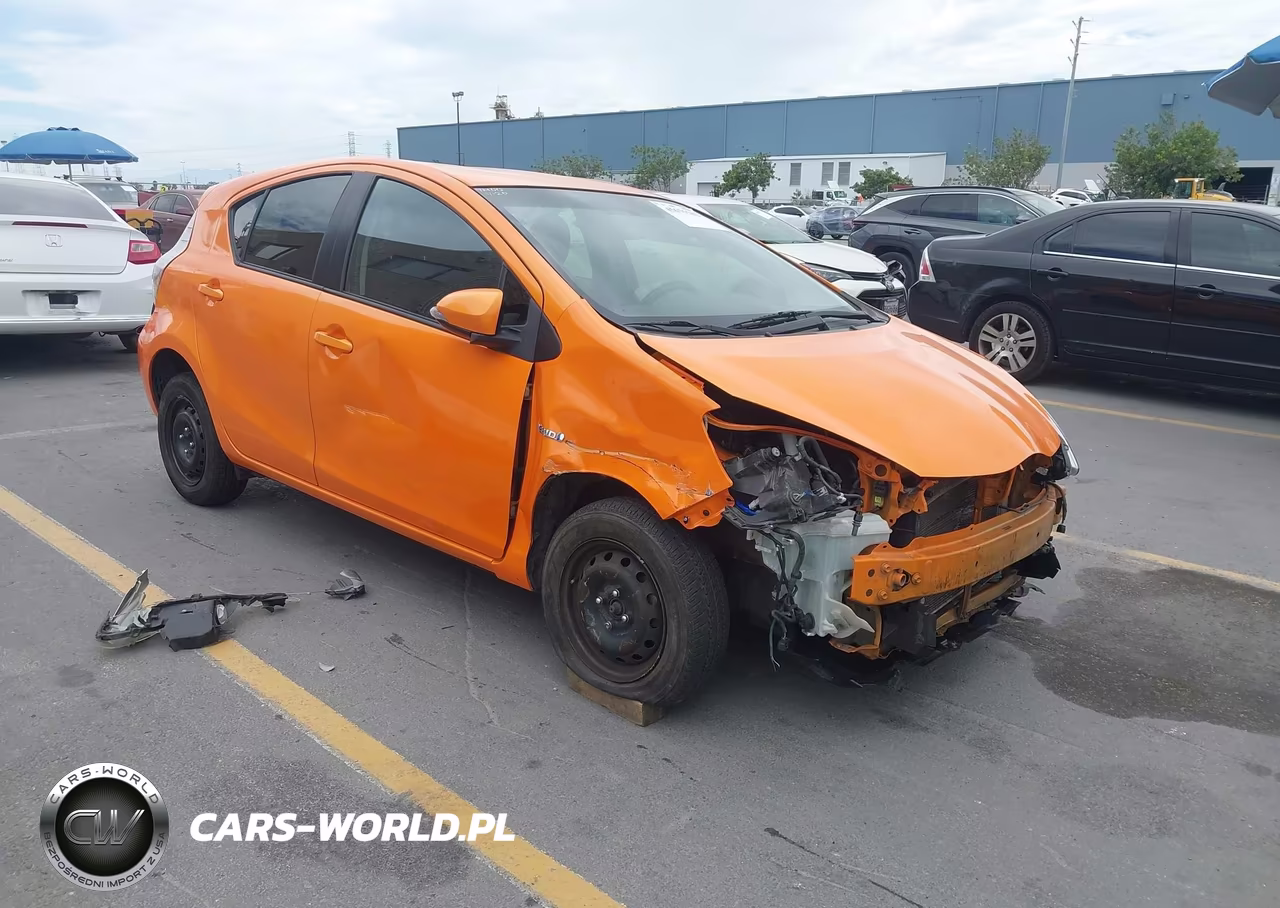 2015 Toyota Prius C Three