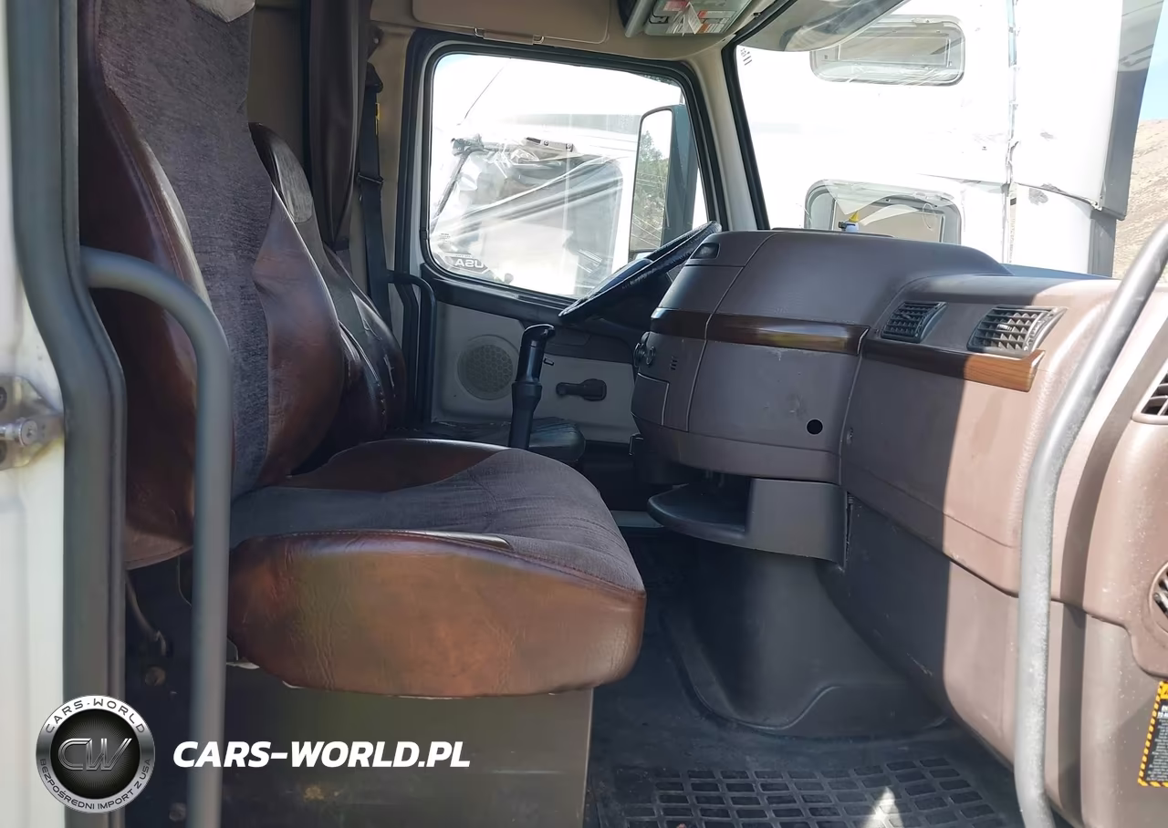 2015 Volvo Vn Vnl VIN:4V4NC9TH4FN931894 - 5