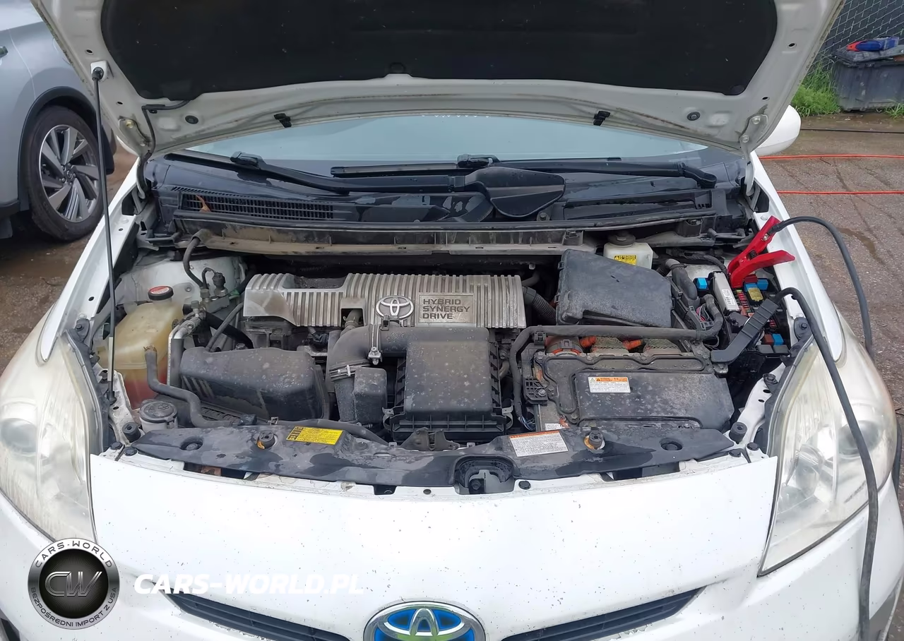 2015 Toyota Prius Three VIN:JTDKN3DU5F1889132 - 10