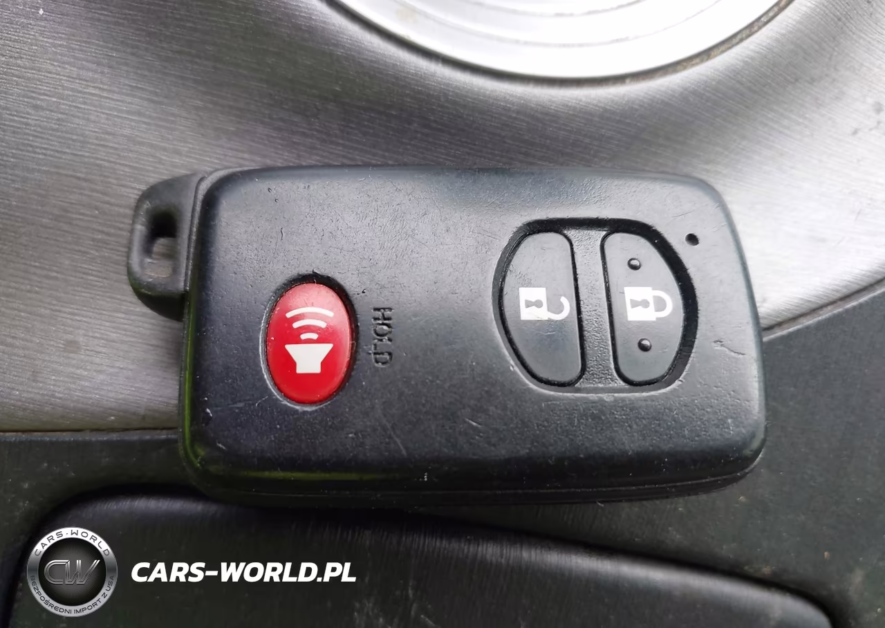2015 Toyota Prius Three VIN:JTDKN3DU5F1889132 - 11