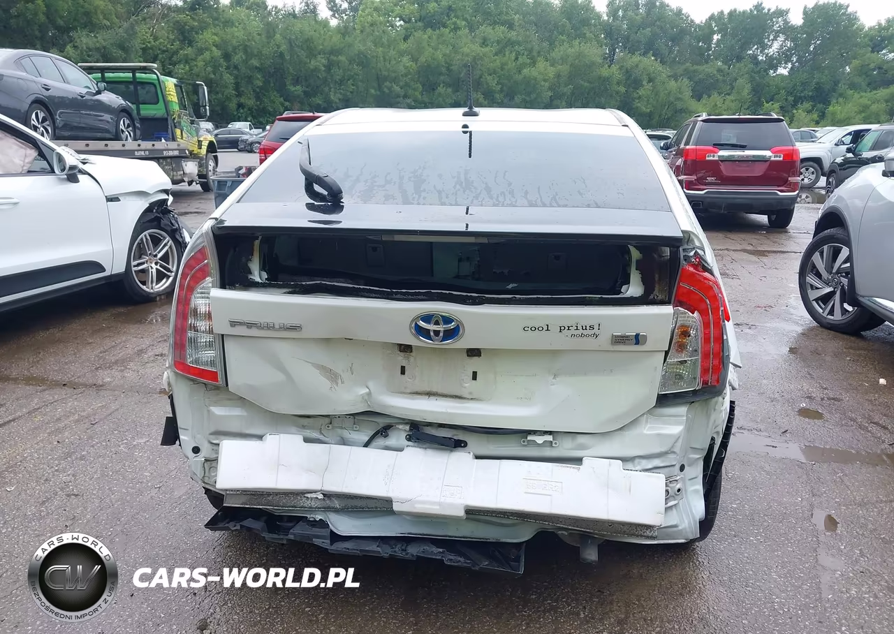 2015 Toyota Prius Three VIN:JTDKN3DU5F1889132 - 16