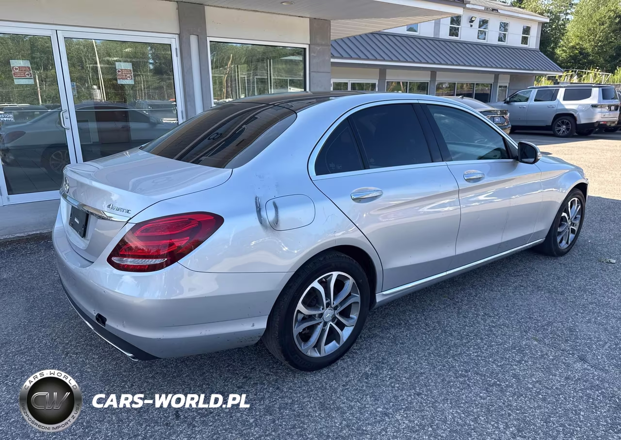 2015 Mercedes-Benz C 300 4Matic VIN:55SWF4KBXFU034762 - 4