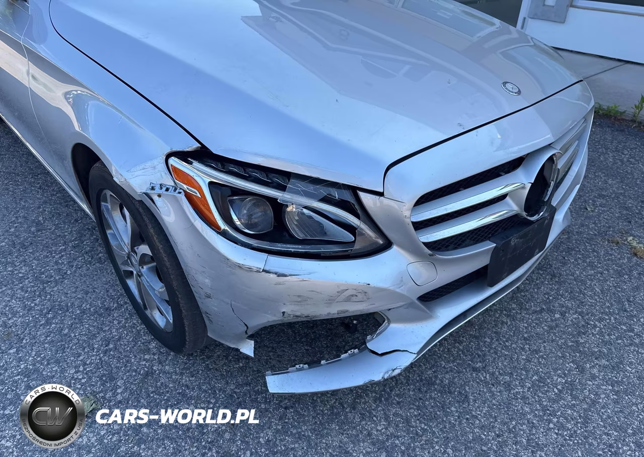 2015 Mercedes-Benz C 300 4Matic VIN:55SWF4KBXFU034762 - 6