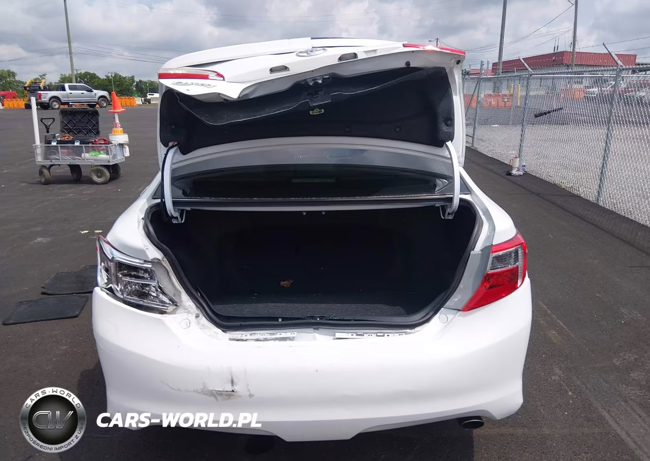 2013 Toyota Camry Se VIN:4T1BF1FK9DU204912 - 17