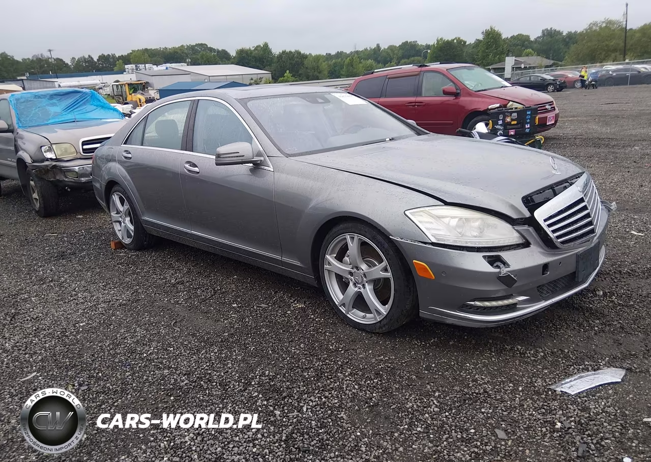 2011 Mercedes-Benz S 550