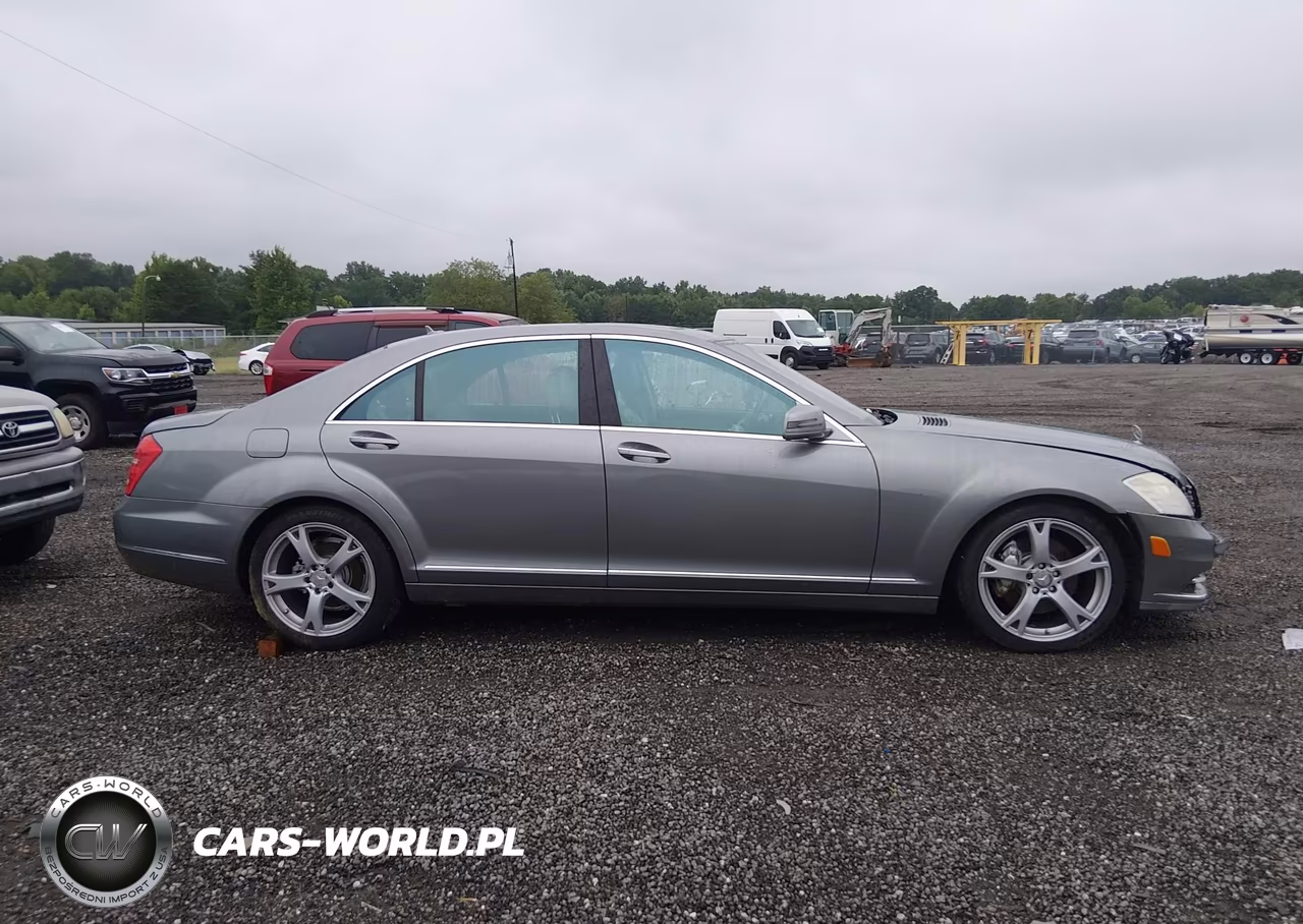 2011 Mercedes-Benz S 550 VIN:WDDNG7BB6BA369151 - 13