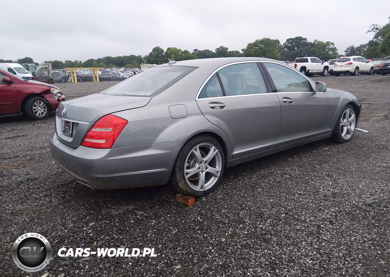 2011 Mercedes-Benz S 550 VIN:WDDNG7BB6BA369151 - 4