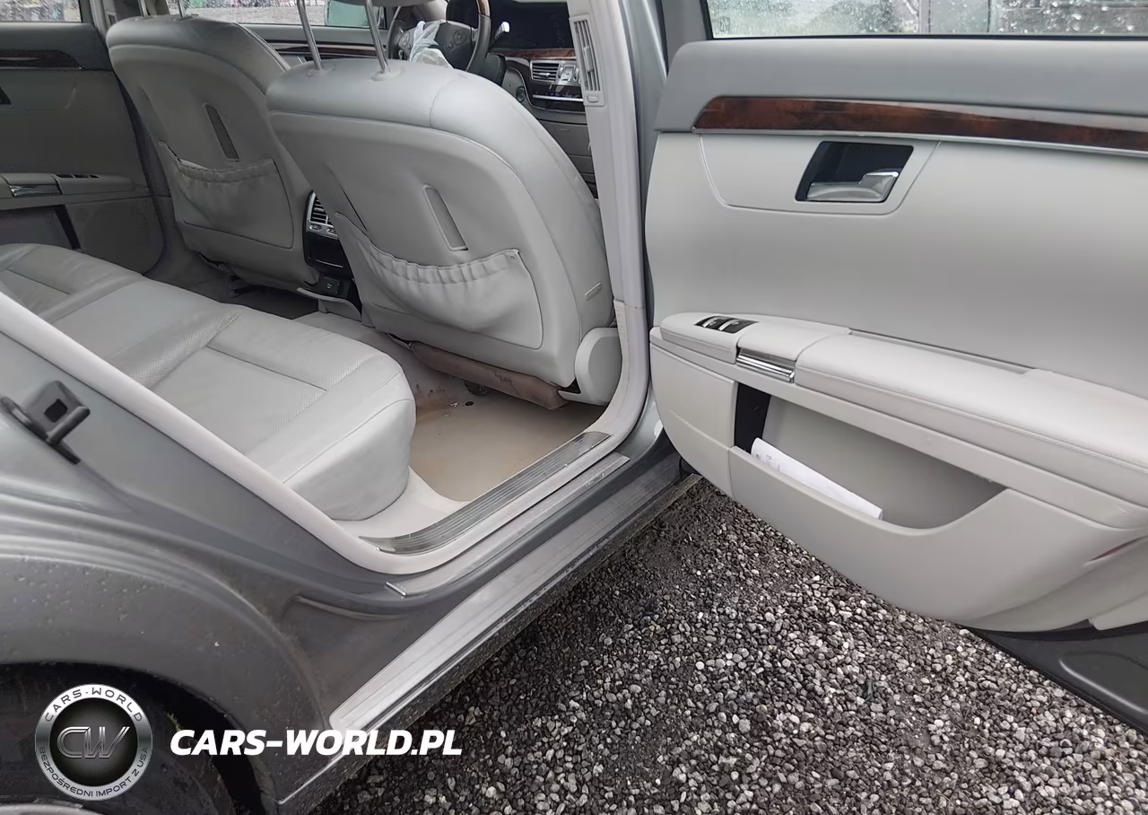 2011 Mercedes-Benz S 550 VIN:WDDNG7BB6BA369151 - 8