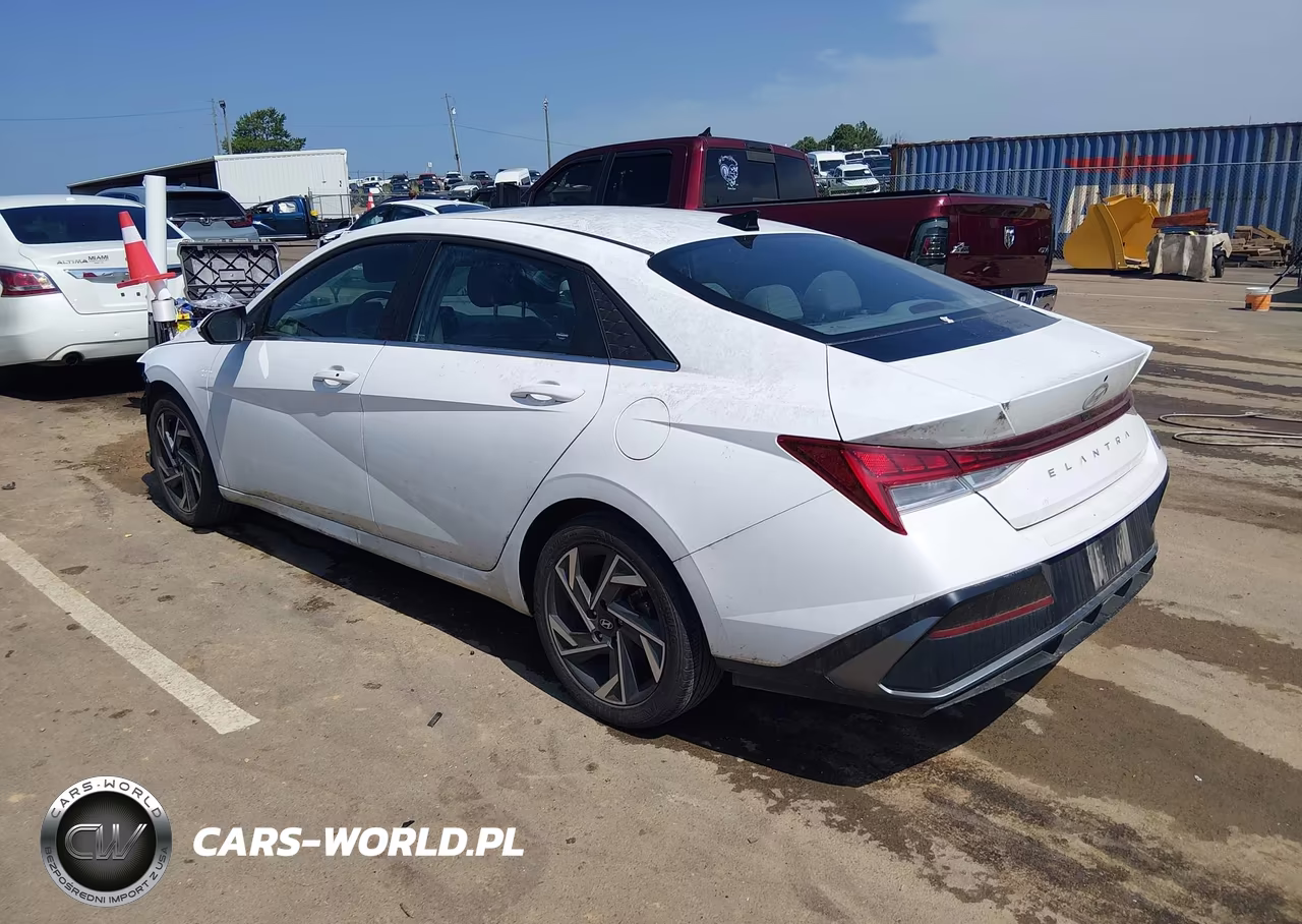 2024 Hyundai Elantra Sel VIN:KMHLS4DG2RU824931 - 3
