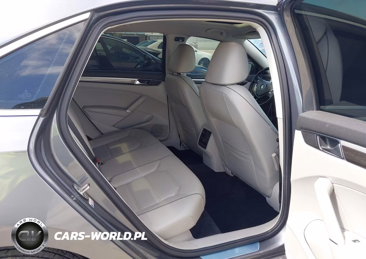 2018 Volkswagen Passat 2.0T Se VIN:1VWBA7A32JC033005 - 8