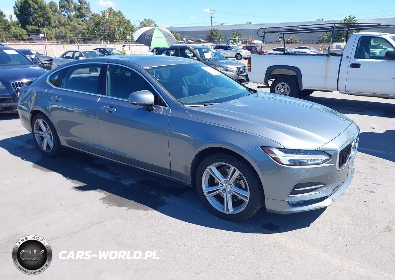2018 Volvo S90 T5 Momentum – zdjęcie 1 z 16