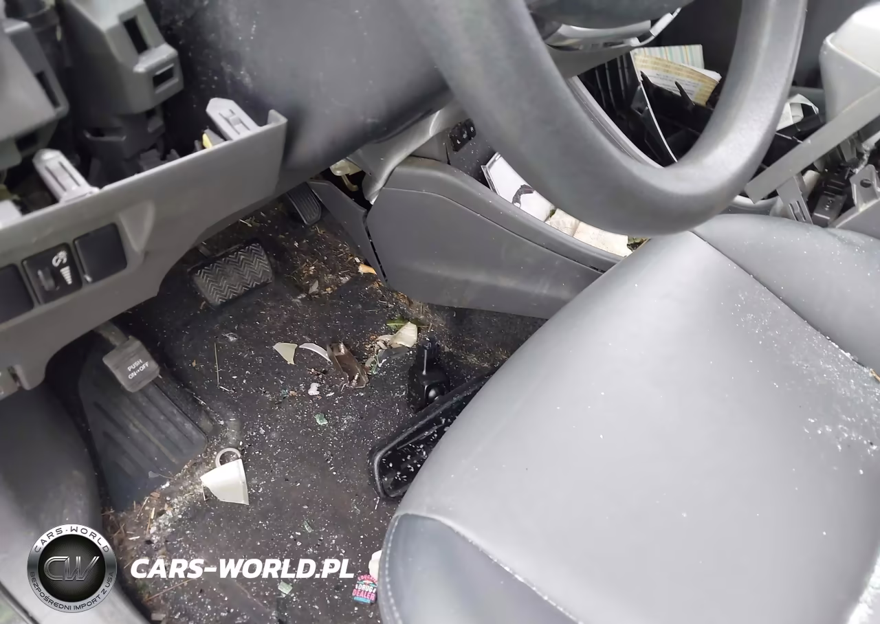 2012 Toyota Prius V Five VIN:JTDZN3EU0C3173462 - 11