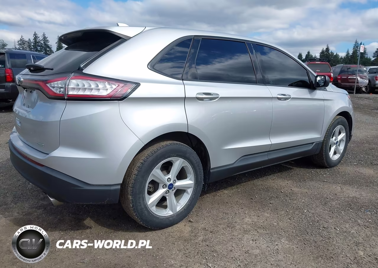2018 Ford Edge Se VIN:2FMPK3G9XJBB45475 - 4