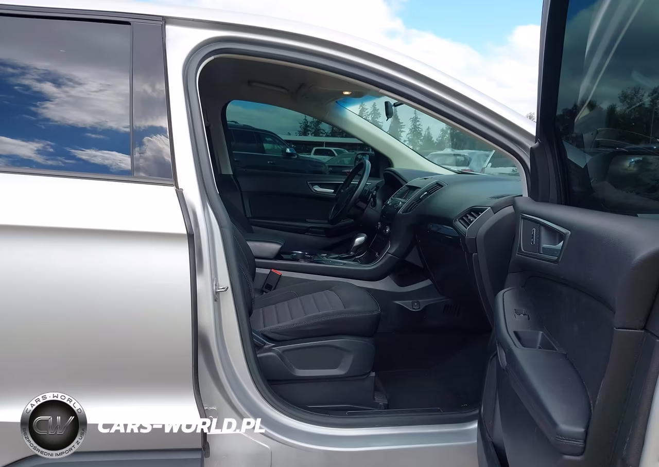 2018 Ford Edge Se VIN:2FMPK3G9XJBB45475 - 5