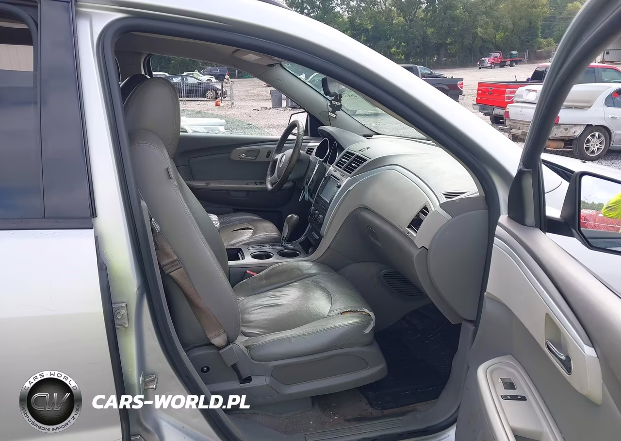 2011 Chevrolet Traverse Ls VIN:1GNKREED1BJ310332 - 5