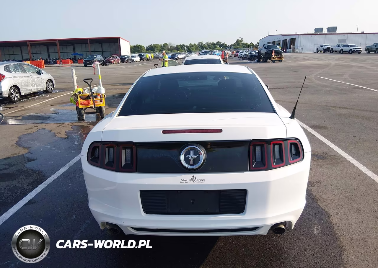 2013 Ford Mustang V6 VIN:1ZVBP8AM3D5240492 - 16