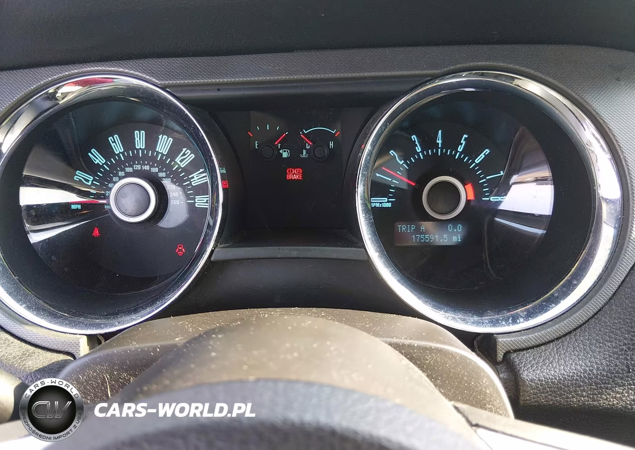2013 Ford Mustang V6 VIN:1ZVBP8AM3D5240492 - 7