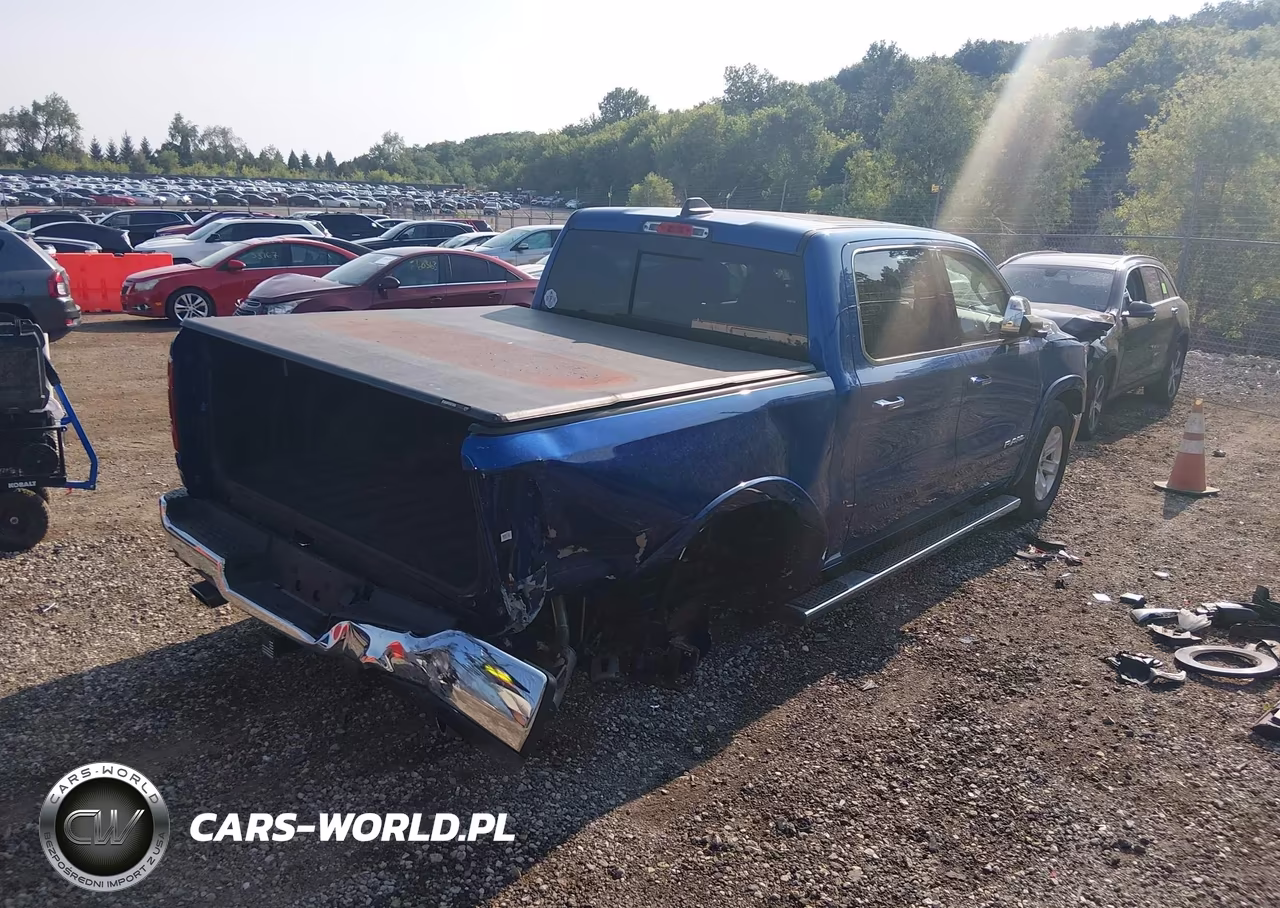 2019 Ram 1500 Laramie 4X4 5'7 Box VIN:1C6SRFJTXKN877537 - 4