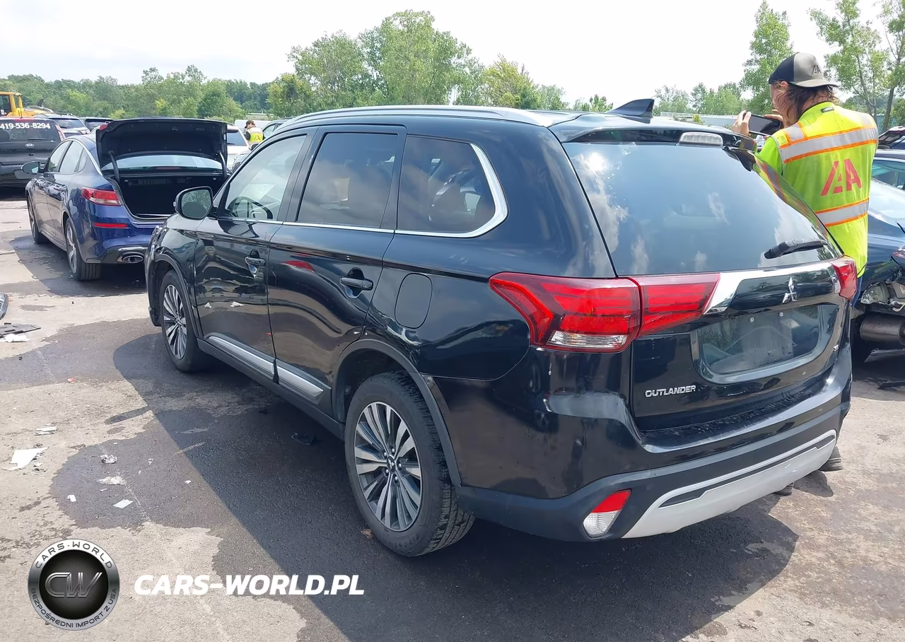 2020 Mitsubishi Outlander VIN:JA4AD3A3XLZ033701 - 3