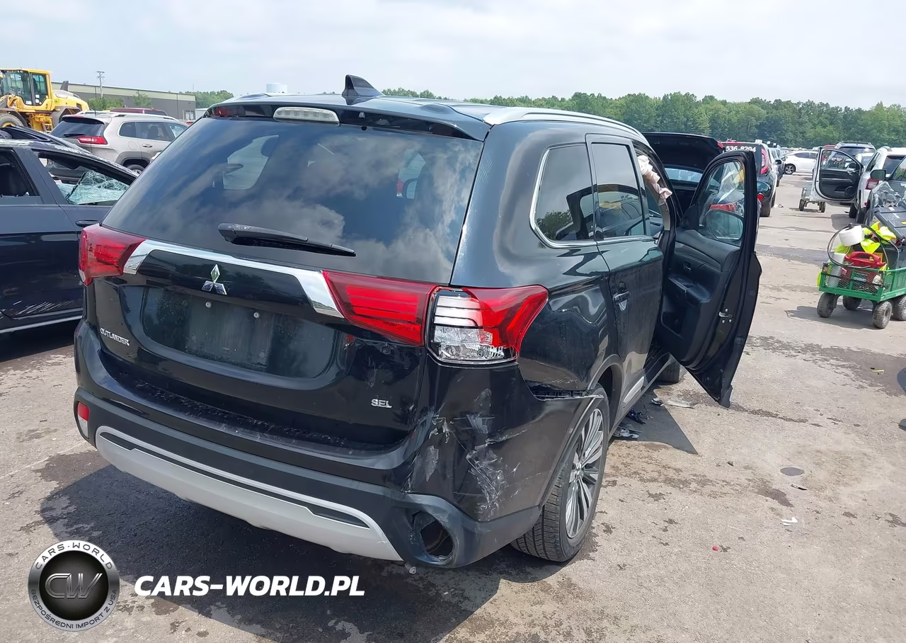 2020 Mitsubishi Outlander VIN:JA4AD3A3XLZ033701 - 4