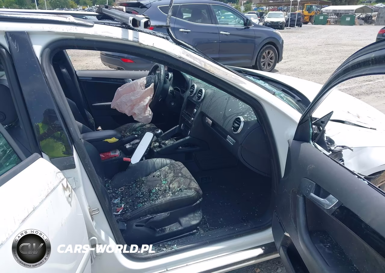 2012 Audi A3 2.0T Premium Plus VIN:WAUMFAFM1CA101639 - 5