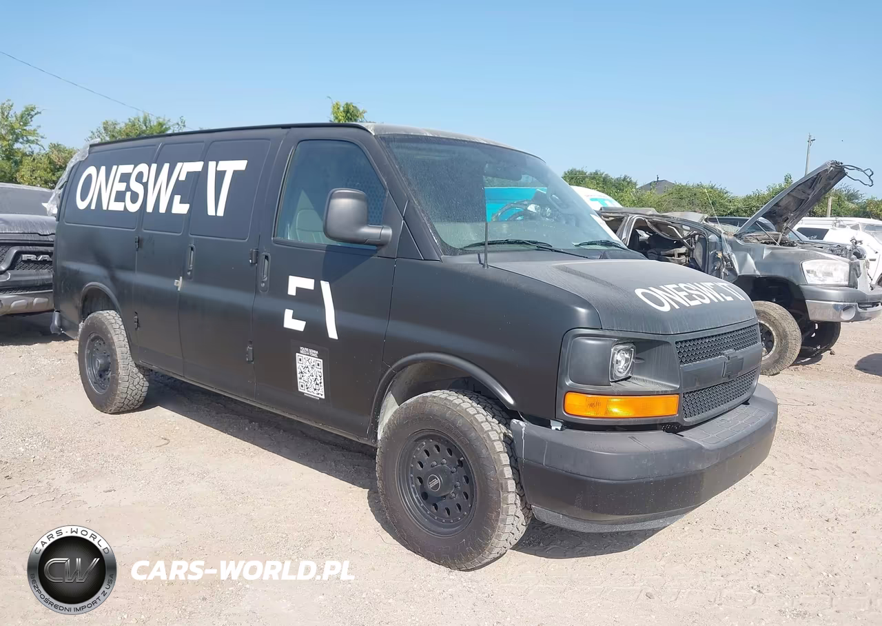 2017 Chevrolet Express 2500 Work Van – zdjęcie 1 z 16