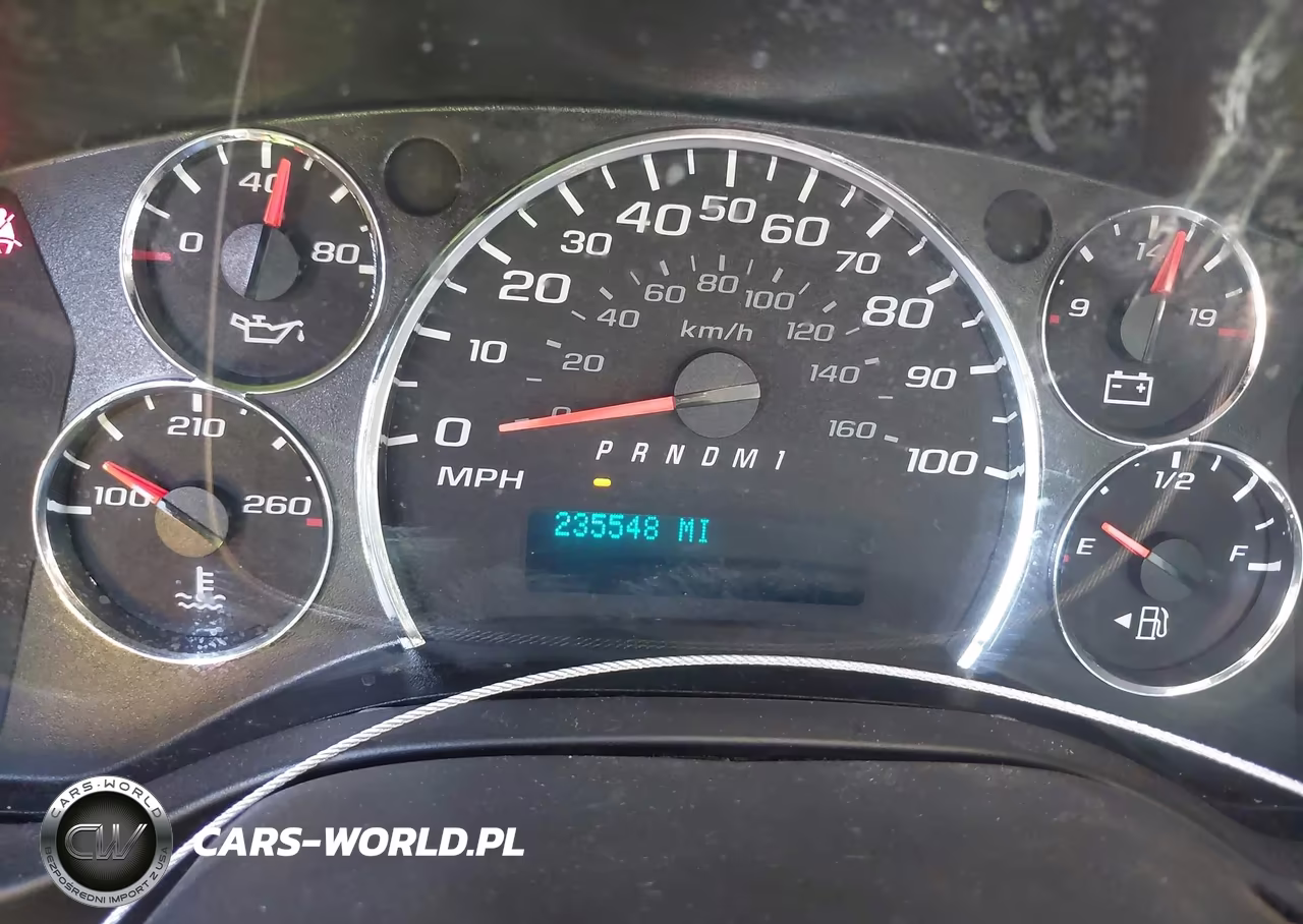 2017 Chevrolet Express 2500 Work Van VIN:1GCWGAFF8H1128631 - 7