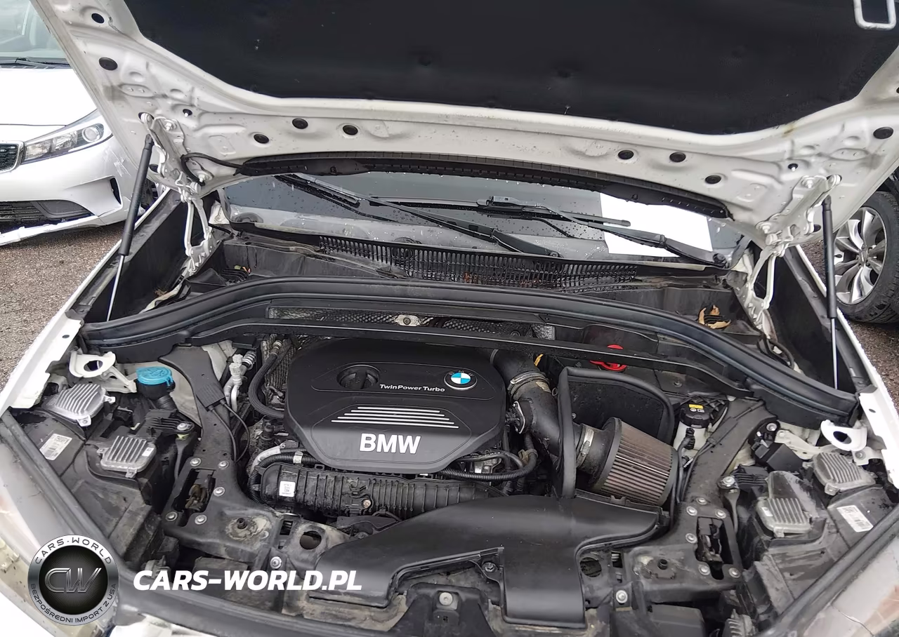 2017 BMW X1 xDrive28I VIN:WBXHT3C37H5F68512 - 10