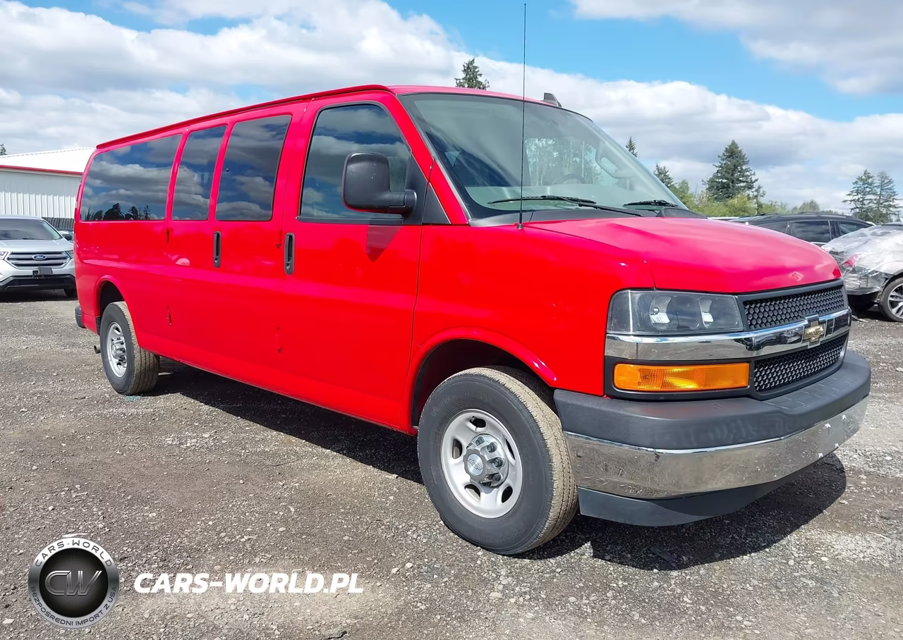 2017 Chevrolet Express 3500 Lt – zdjęcie 1 z 16