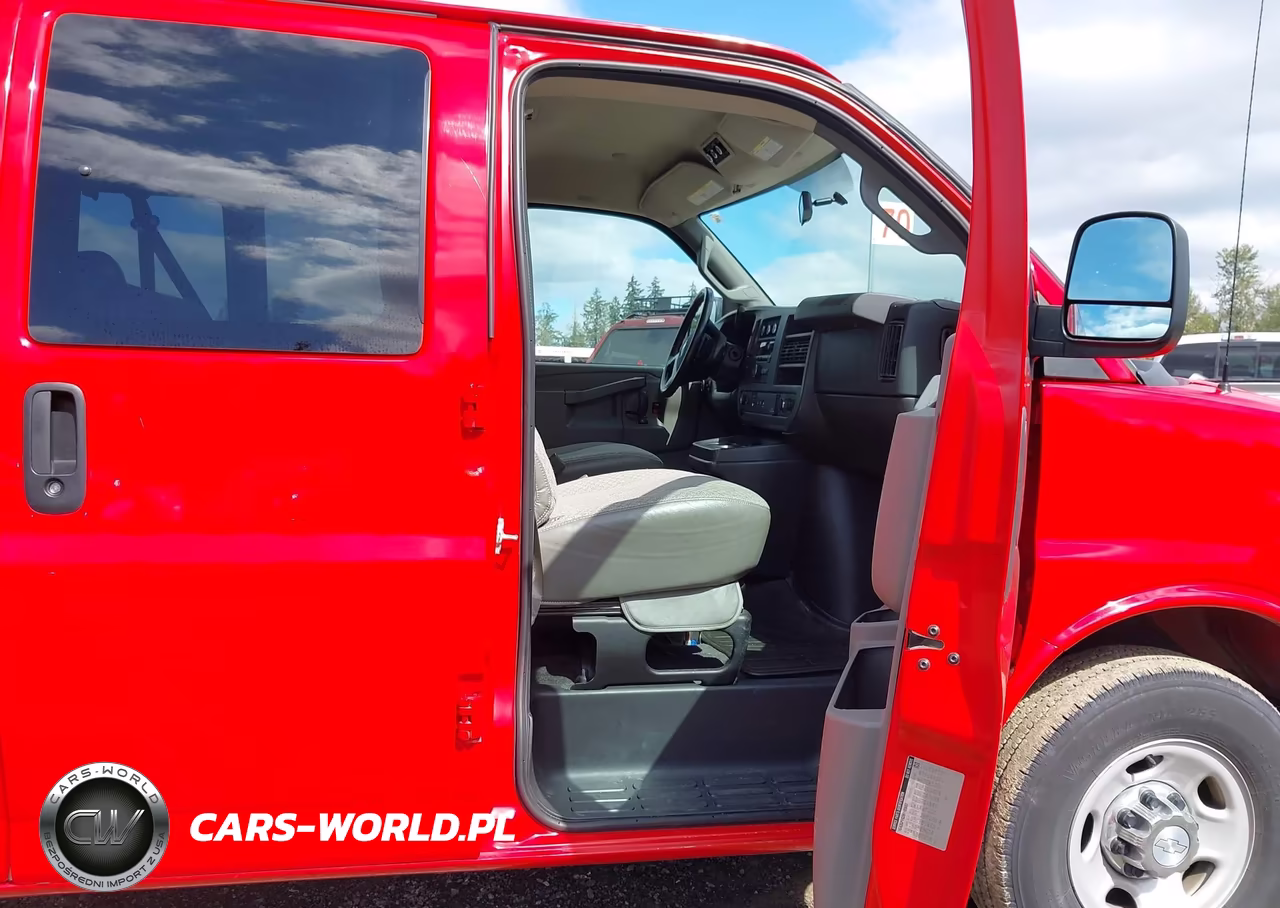 2017 Chevrolet Express 3500 Lt VIN:1GAZGPFG2H1109607 - 5