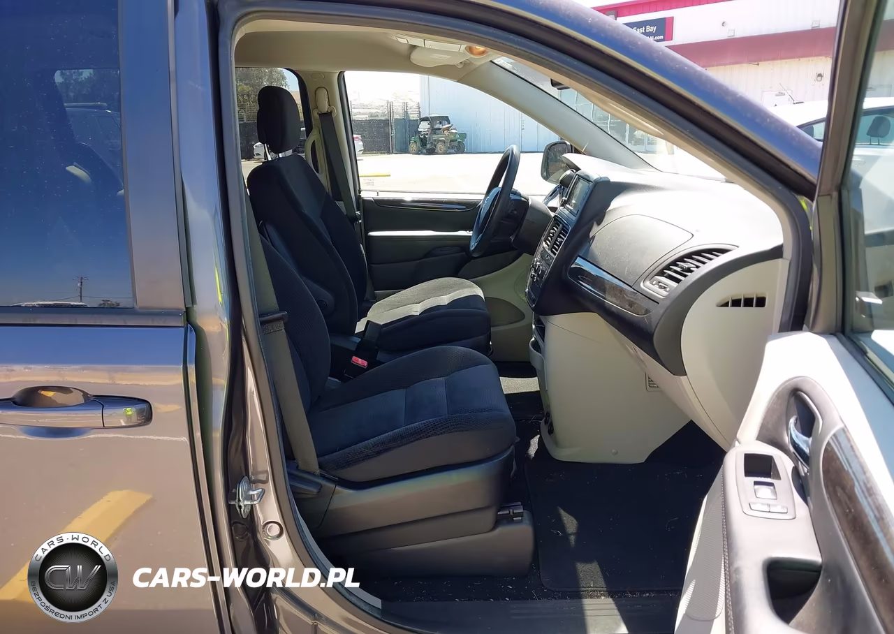 2018 Dodge Grand Caravan Se VIN:2C4RDGBG2JR254766 - 5