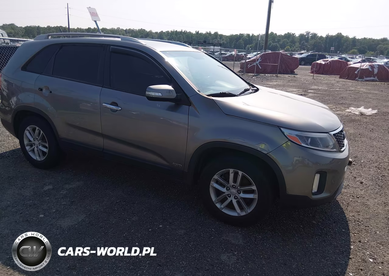 2015 Kia Sorento Lx VIN:5XYKTCA63FG585017 - 1