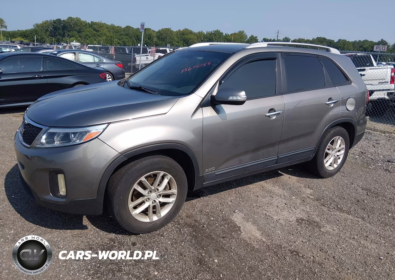 2015 Kia Sorento Lx VIN:5XYKTCA63FG585017 - 2