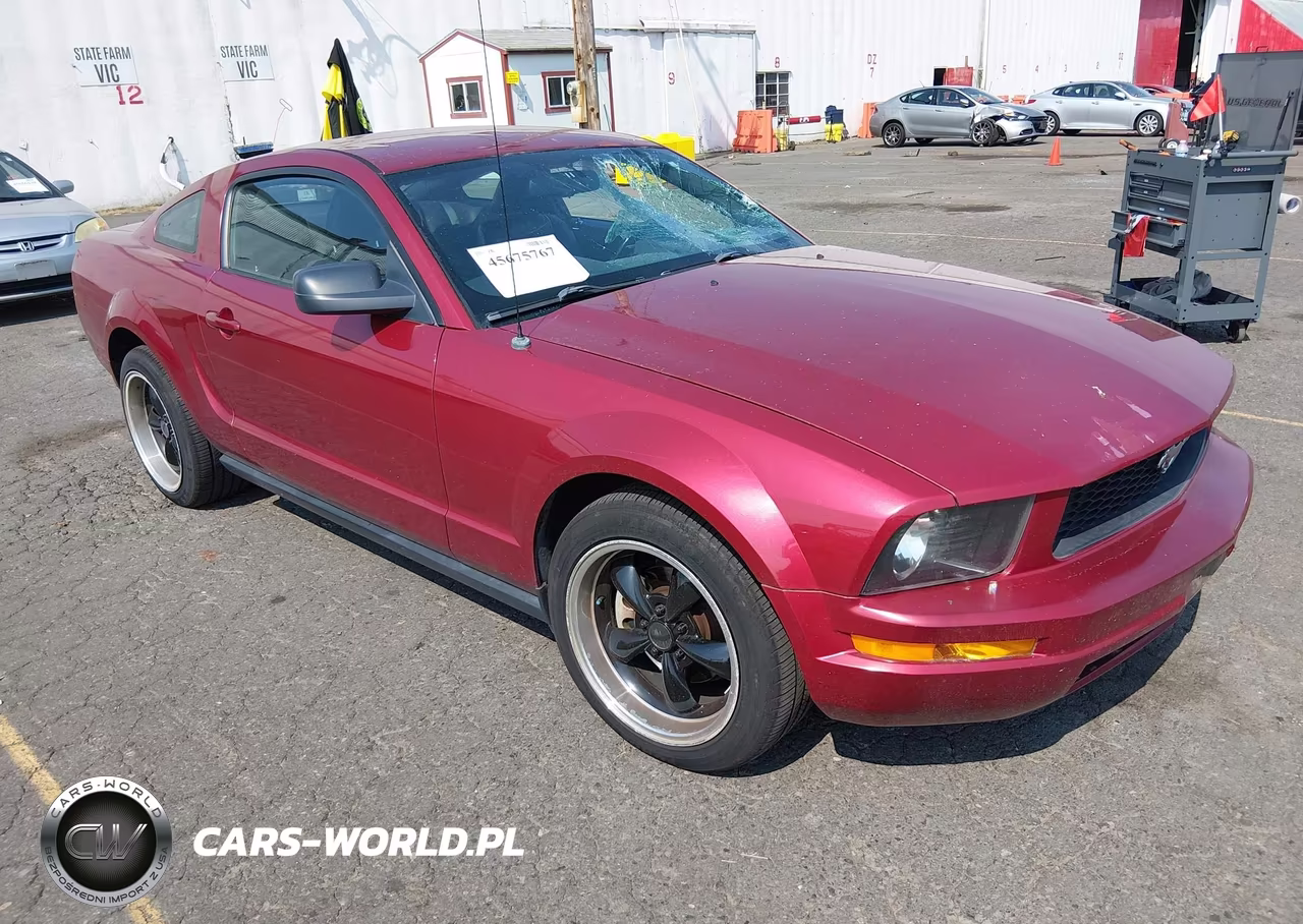 2007 Ford Mustang V6 Deluxe-V6 Premium
