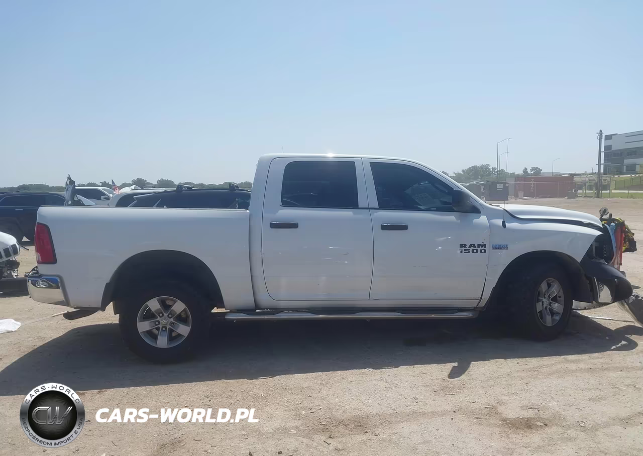 2018 Ram 1500 Tradesman 4X4 5'7 Box VIN:3C6RR7KT8JG167658 - 13