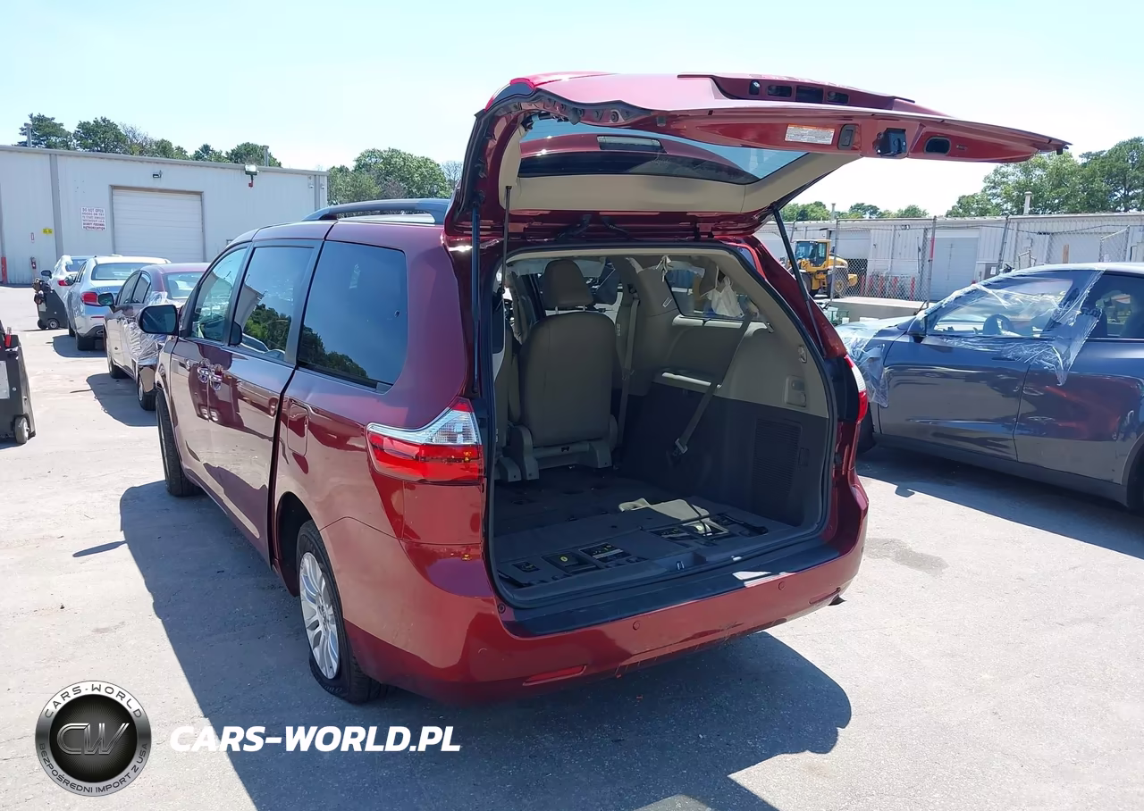 2015 Toyota Sienna Xle 8 Passenger VIN:5TDYK3DC3FS588100 - 3