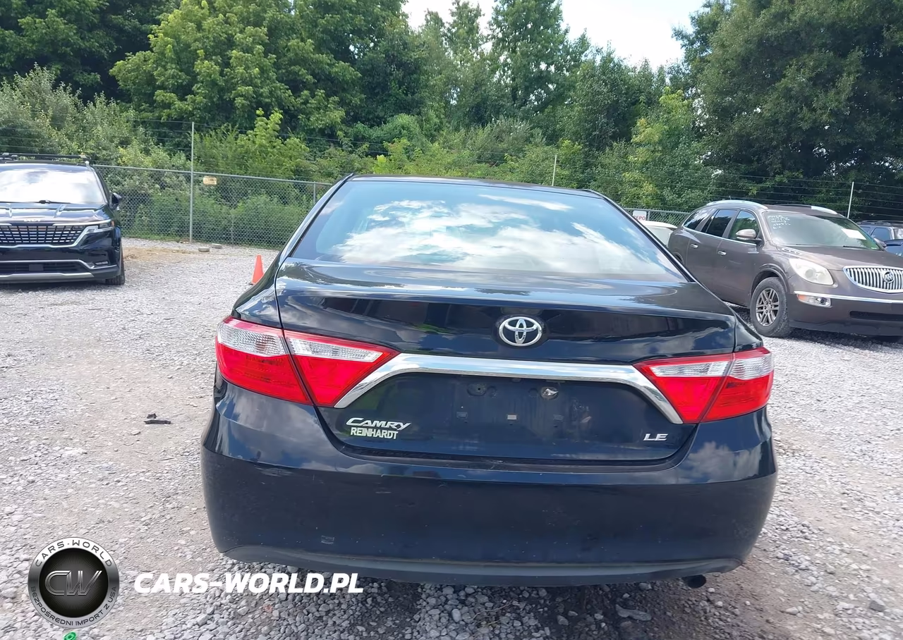 2016 Toyota Camry Le VIN:4T4BF1FKXGR573997 - 16