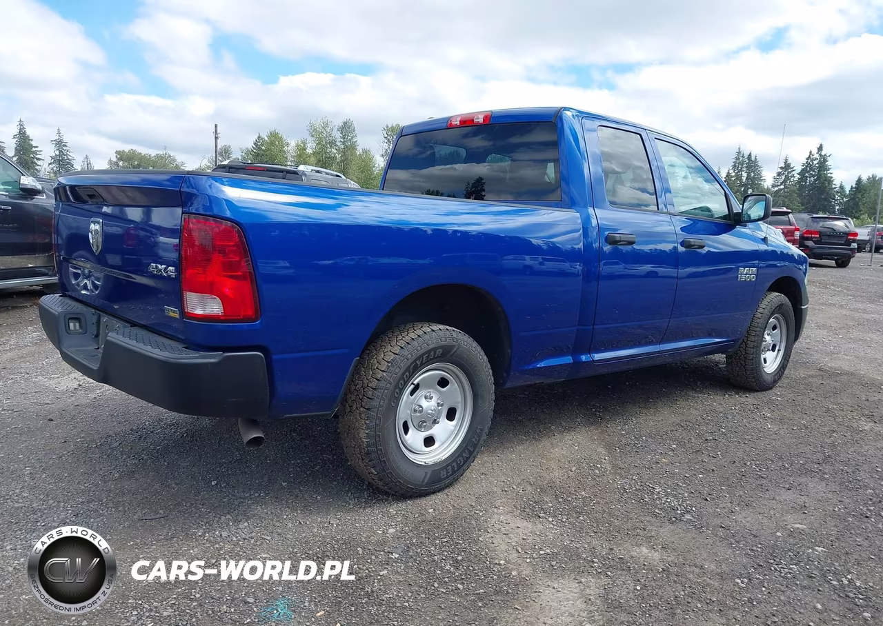 2016 Ram 1500 Tradesman VIN:1C6RR7FG6GS396161 - 4