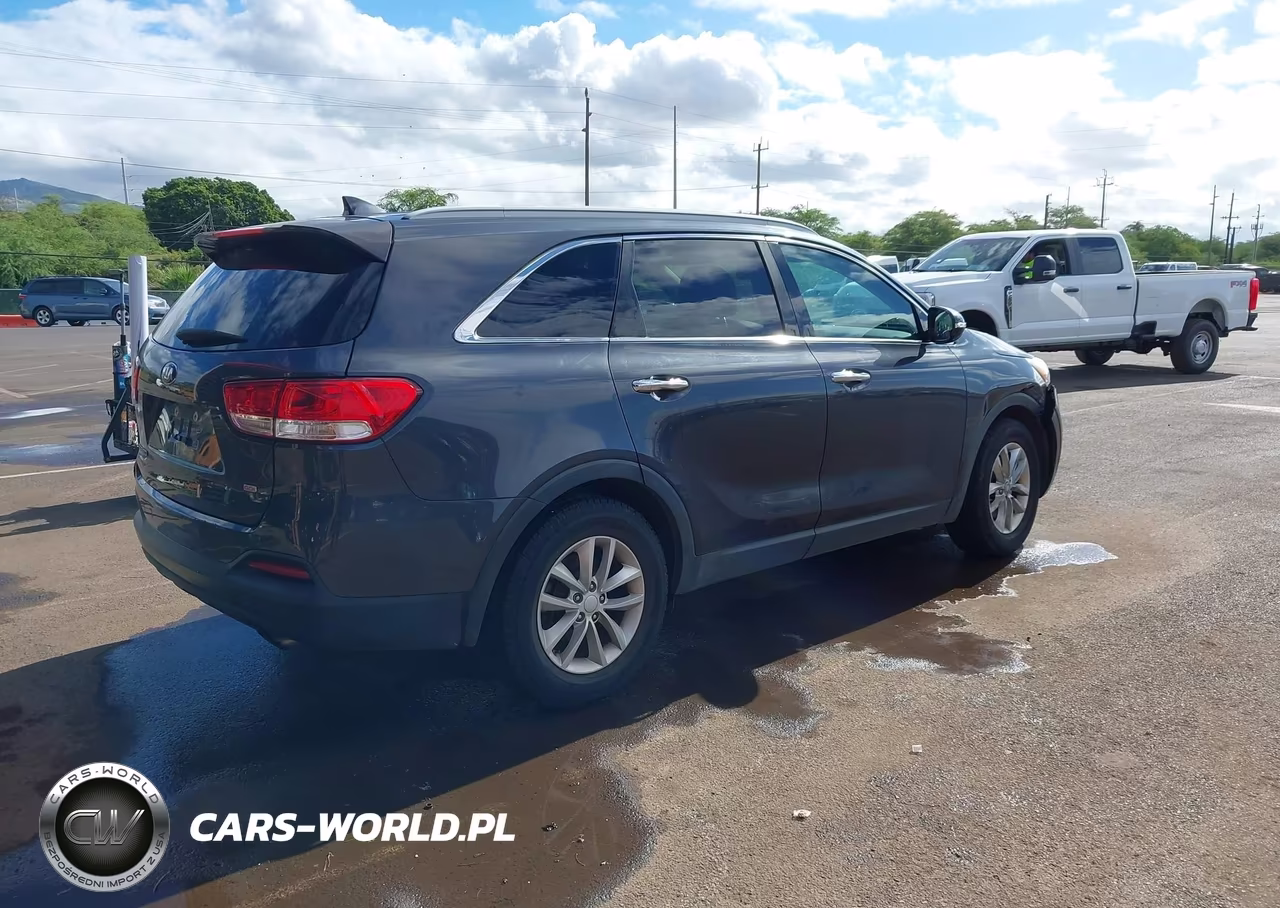 2017 Kia Sorento 2.4L Lx VIN:5XYPG4A38HG293310 - 4