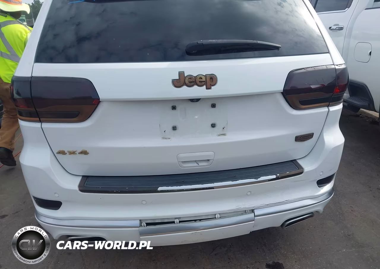 2015 Jeep Grand Cherokee Summit VIN:1C4RJFJG3FC950444 - 17