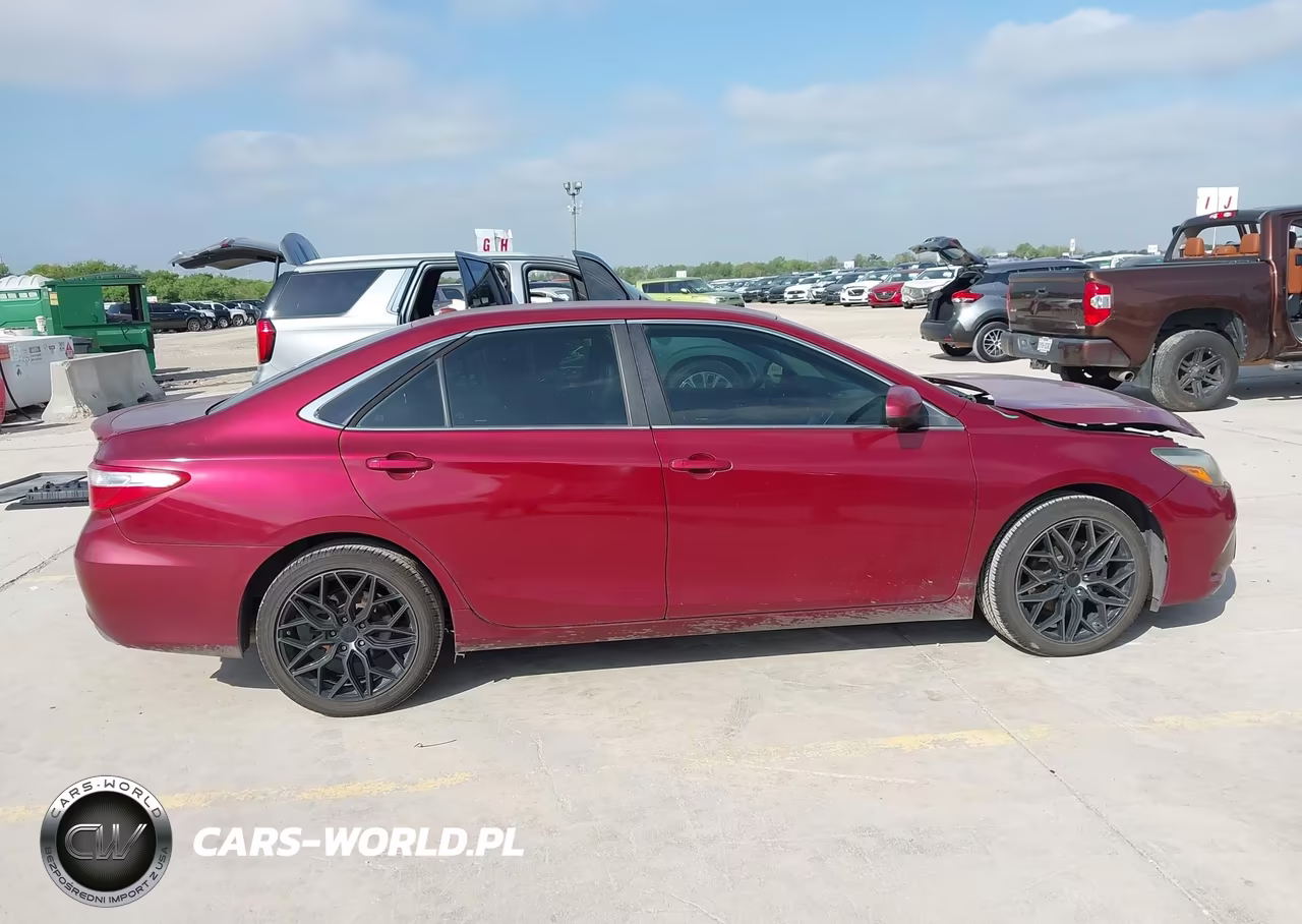 2016 Toyota Camry Xse VIN:4T1BF1FK7GU514139 - 13