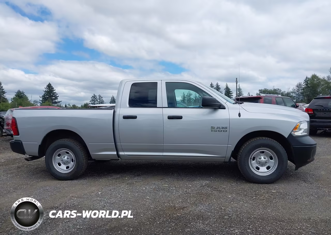 2018 Ram 1500 Tradesman 4X2 6'4 Box VIN:1C6RR6FGXJS322260 - 13