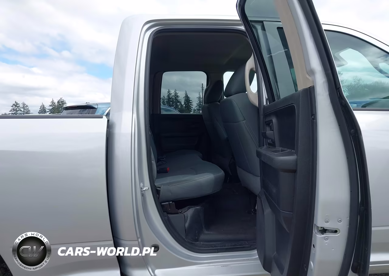 2018 Ram 1500 Tradesman 4X2 6'4 Box VIN:1C6RR6FGXJS322260 - 8