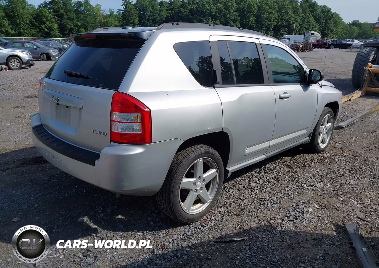 2010 Jeep Compass Limited VIN:1J4NT5FB1AD526659 - 4