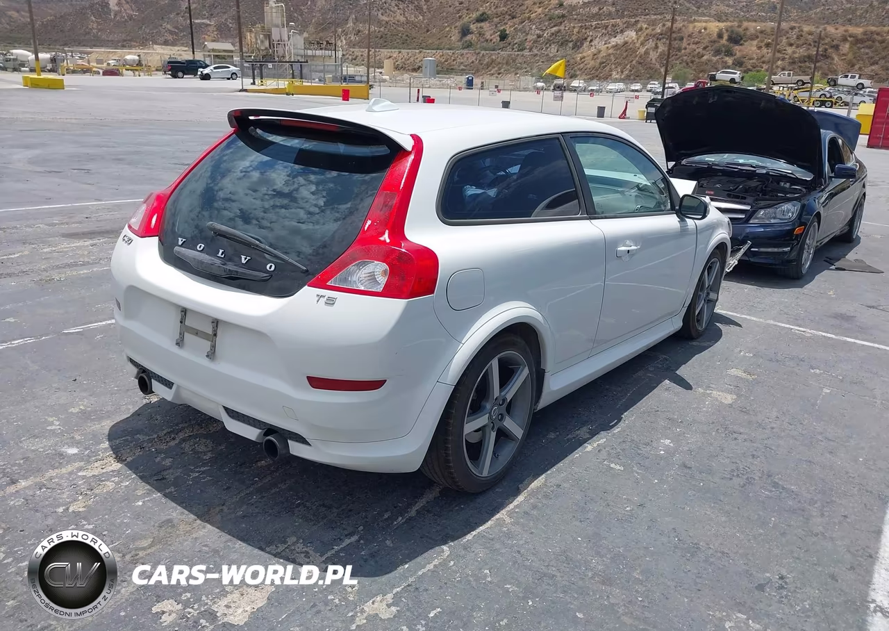 2013 Volvo C30 T5 R-Design VIN:YV1672MK8D2311726 - 4