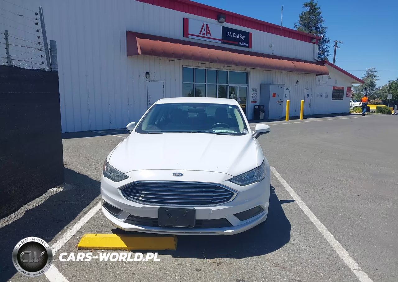 2018 Ford Fusion Hybrid S VIN:3FA6P0UU5JR235729 - 12