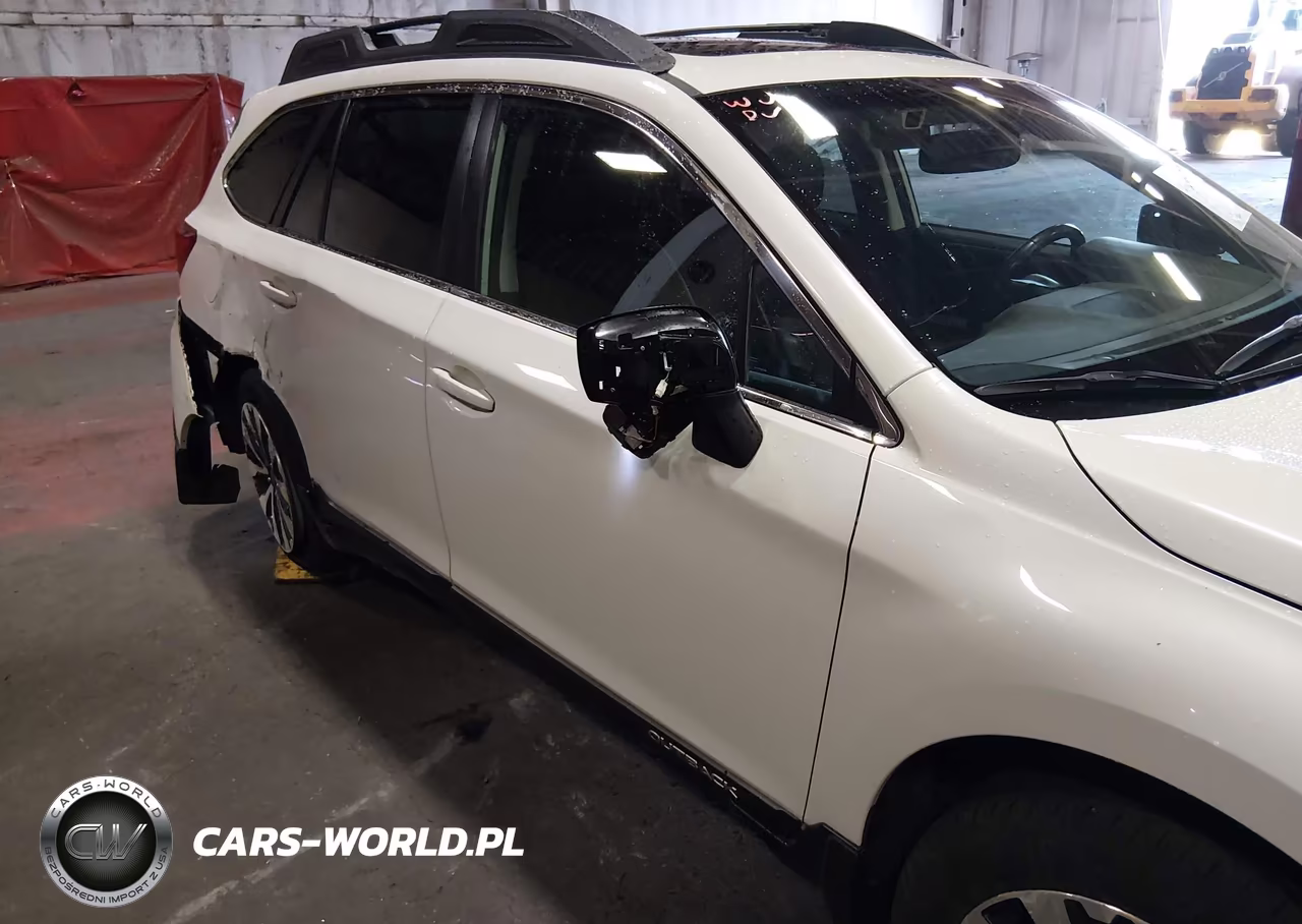 2016 Subaru Outback 3.6R Limited VIN:4S4BSENC4G3237095 - 17