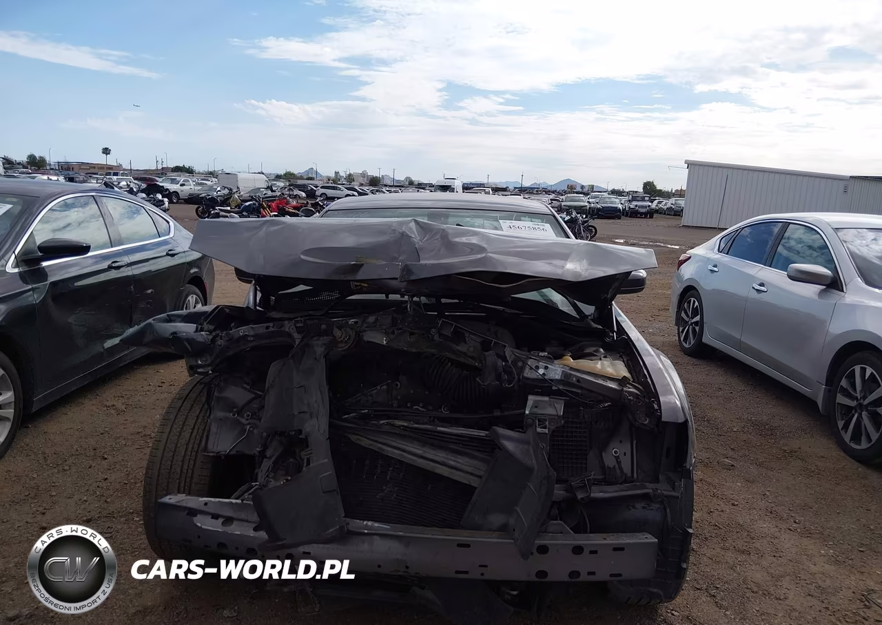 2020 Chrysler 300 300S VIN:2C3CCABG0LH158587 - 6