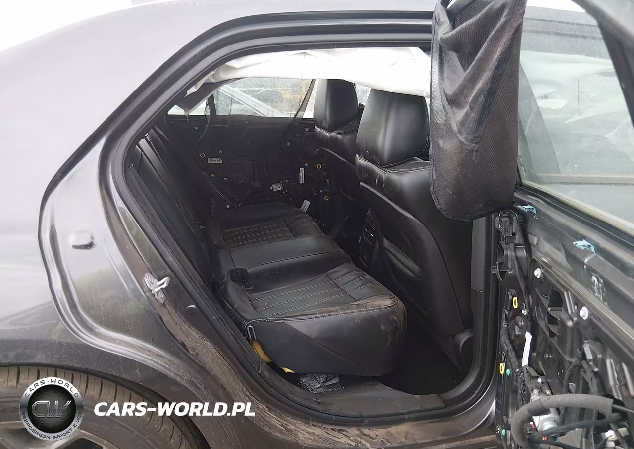 2020 Chrysler 300 300S VIN:2C3CCABG0LH158587 - 8