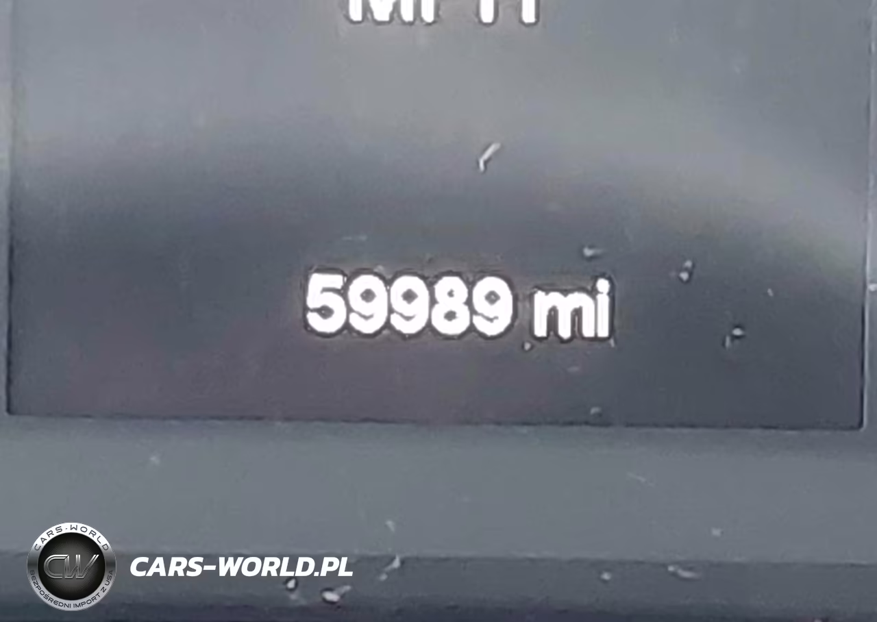 2016 Jeep Cherokee Sport VIN:1C4PJMAB8GW289168 - 15